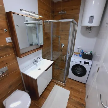 Apartman Kristal Sremska Mitrovica Exterior photo