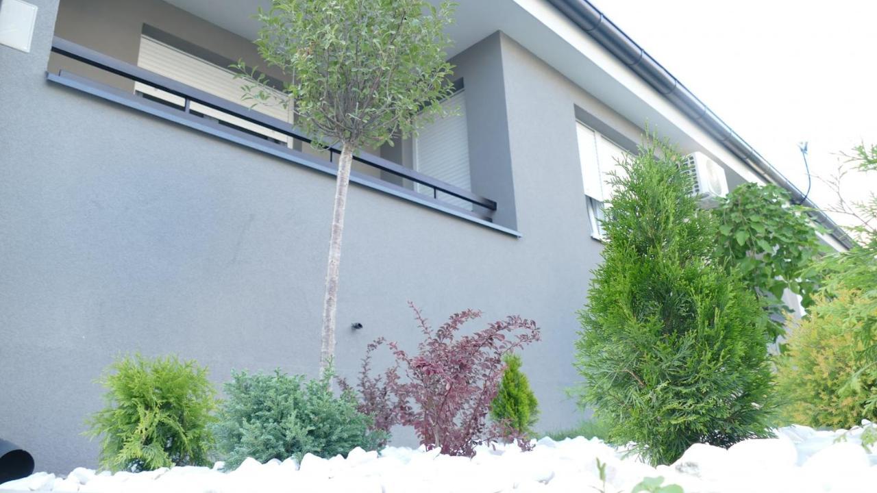 Kristal Apartment *