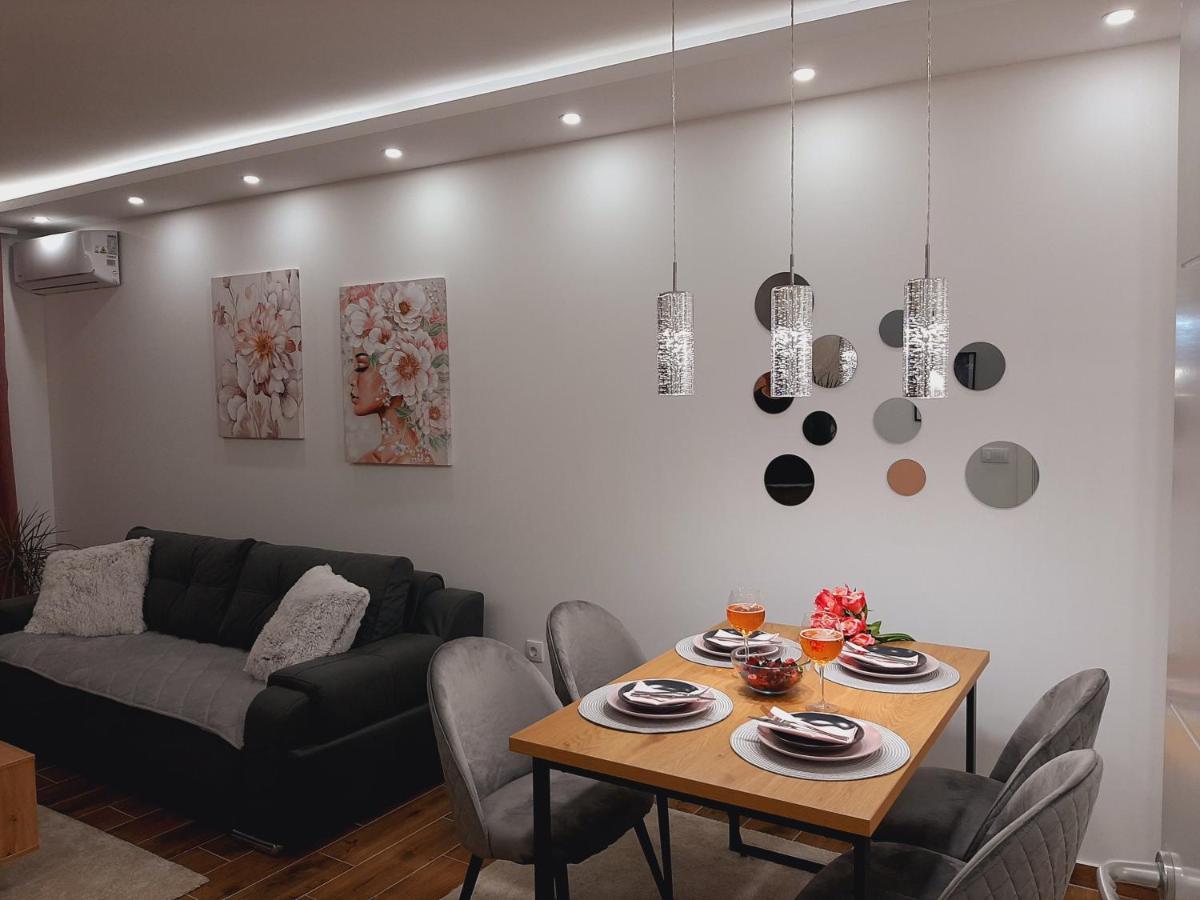 Kristal Apartment *